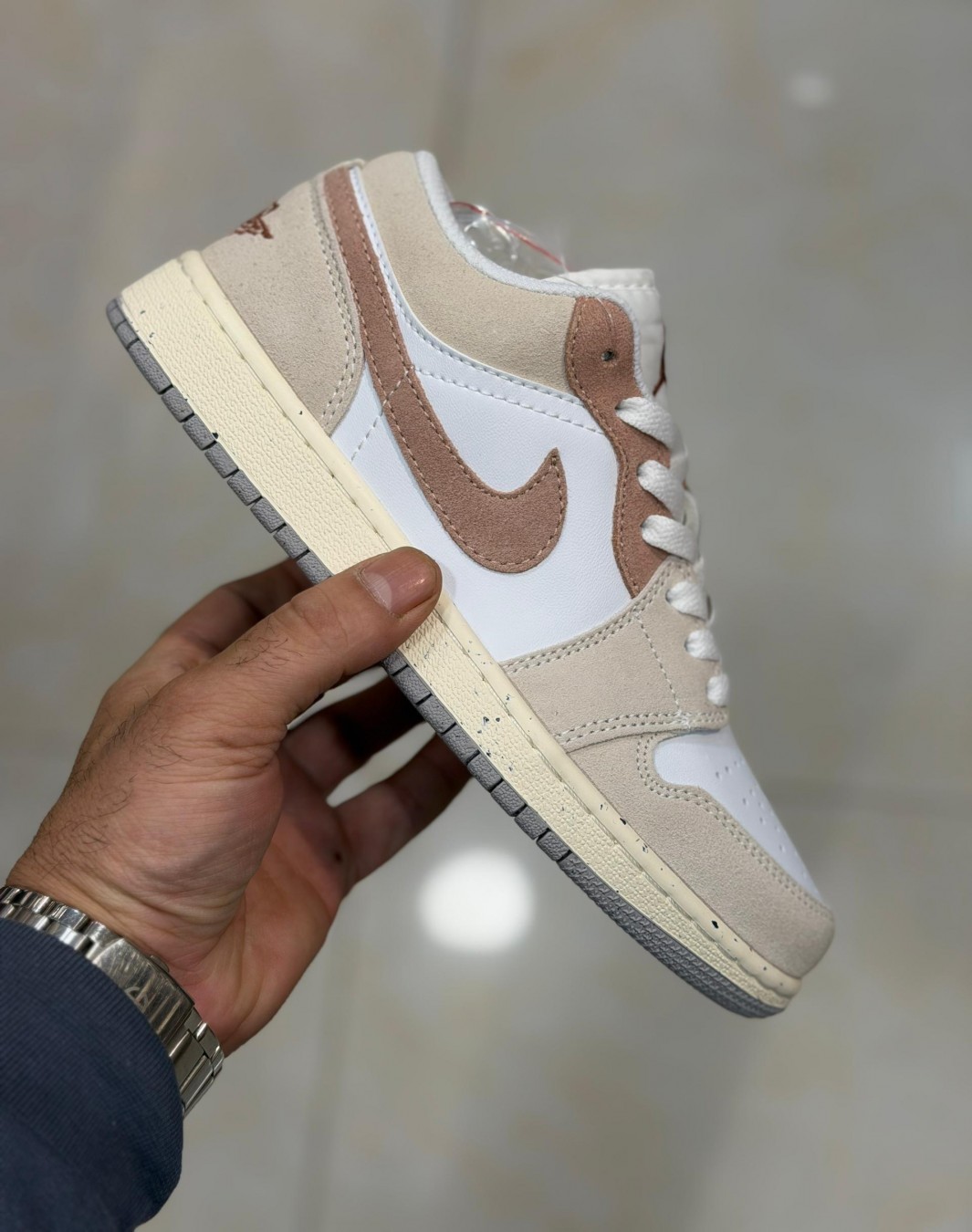 نایکی ایر جردن ۱ بدون ساق کرم خاکی‌ || Nike Air Jordan 1 Low SE Sail Archaeo (کد ۸۴۰)