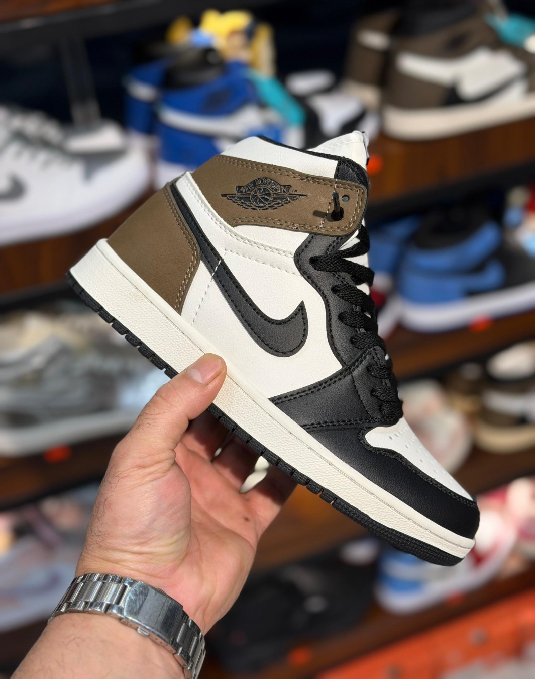 نایکی ایر جردن ۱ ساقدار دارک موکا || Nike Air Jordan 1 High Dark Mocha (کد ۸۴۳)