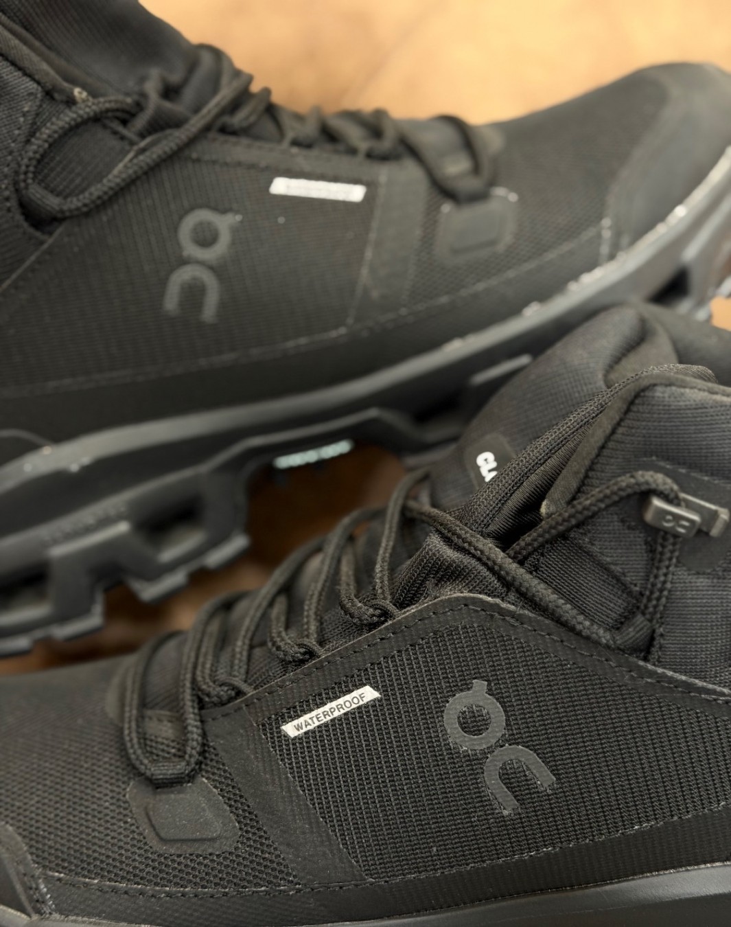 On Running Cloudrock 2 Mid Waterproof Black