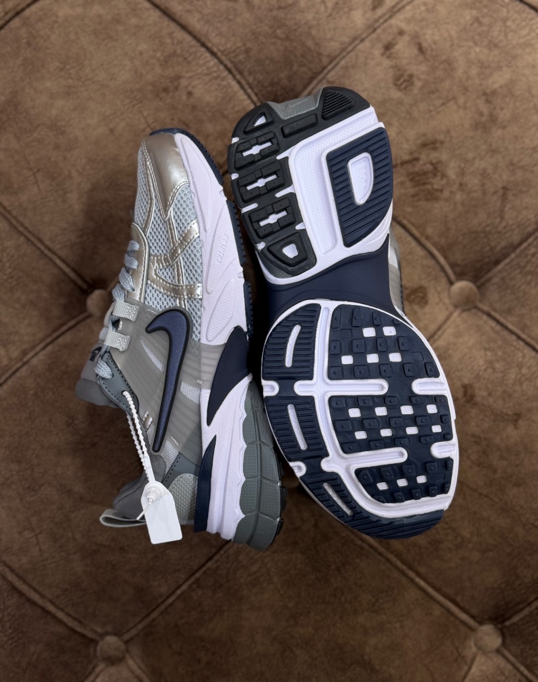 Nike V2K Run Wolf Gray Midnight Navy