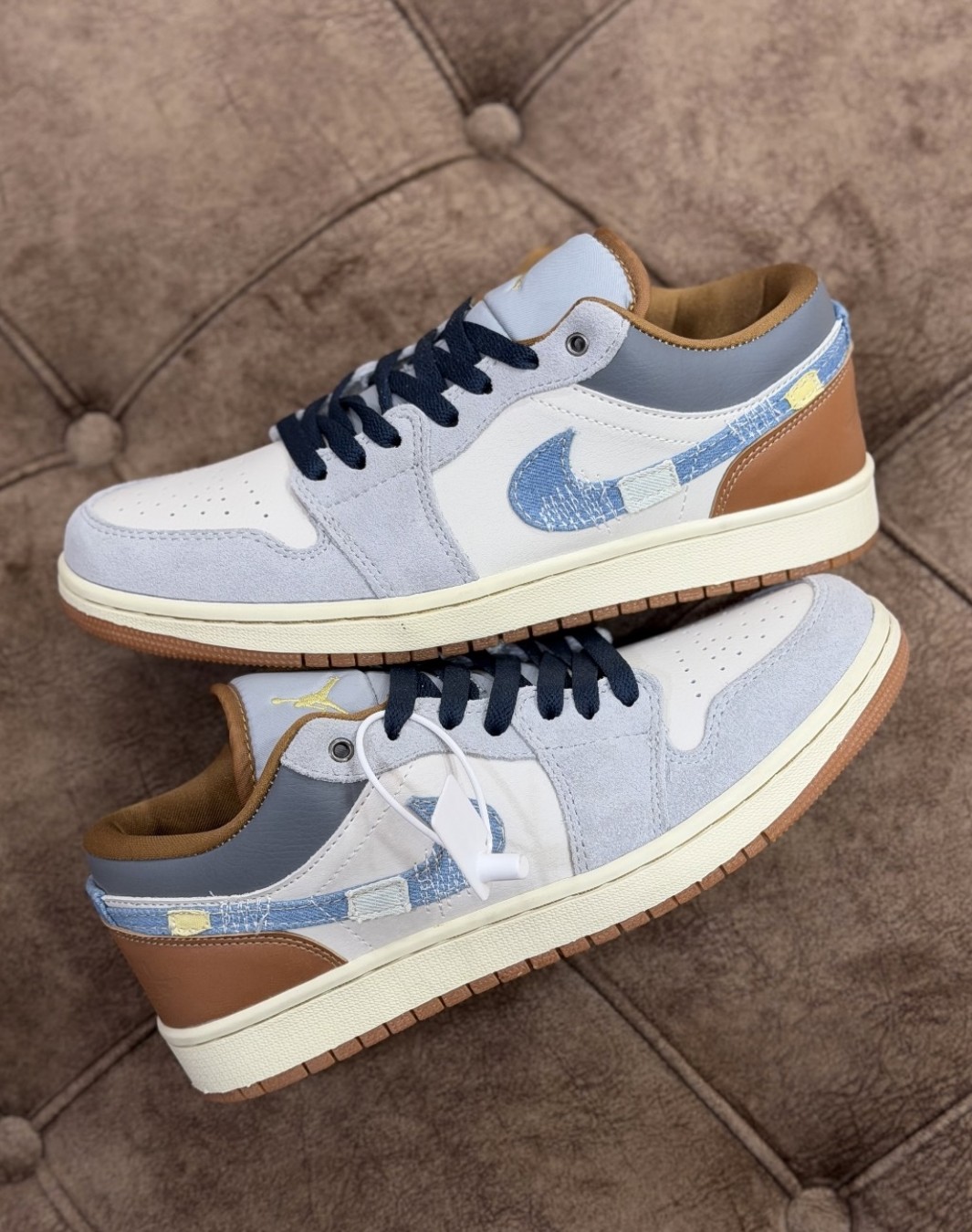 نایکی ایر جردن 1 بدون ساق جین قهوه ای‌ || Nike Air Jordan 1 Low SE Phantom Repaired Denim Swoosh (کد ۸۴۸)