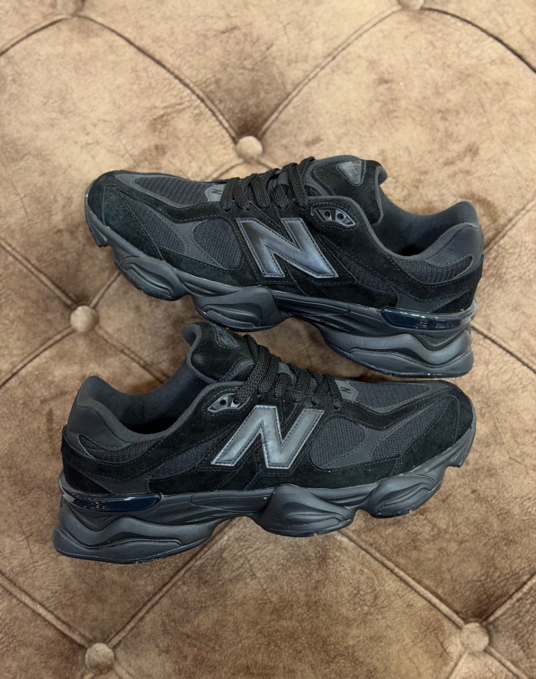 نیوبالانس ۹۰۶۰ مشکی جیر || New Balance 9060 Triple Black Suede (کد ۸۱۴)
