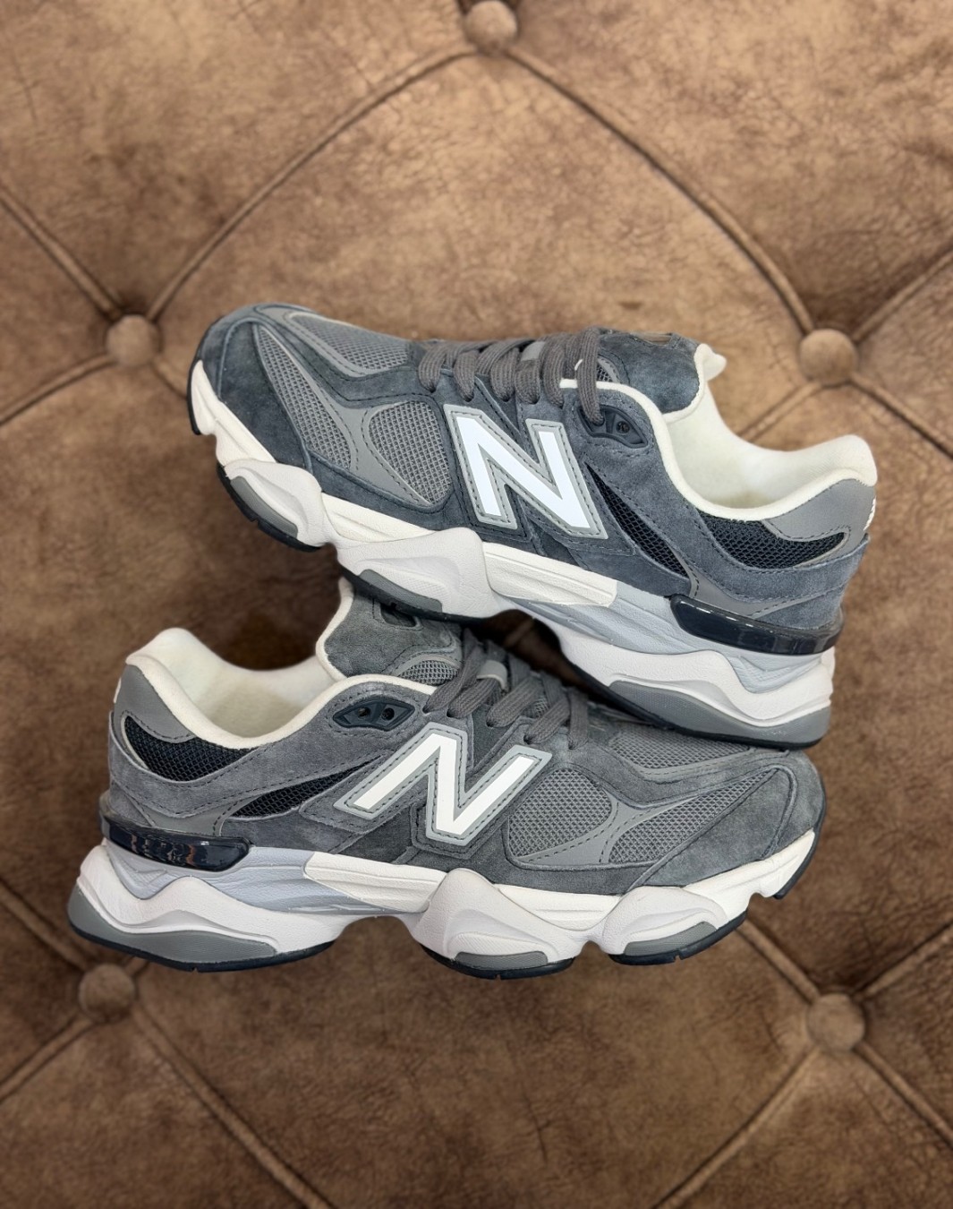 نیوبالانس ۹۰۶۰ خاکستری تیره || New Balance 9060 Dark Gray (کد ۷۹۸)