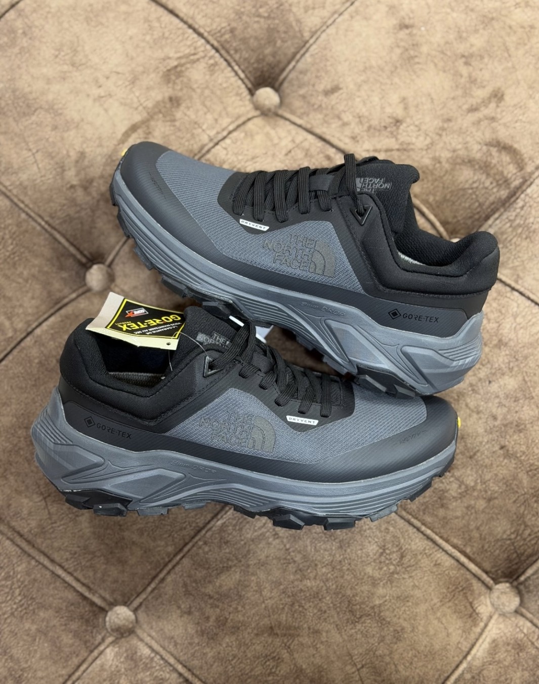 نورث فیس درای ونت گورتکس مشکی طوسی || The North Face DRYVENT Gore-tex Black Gray (کد ۸۱۱)