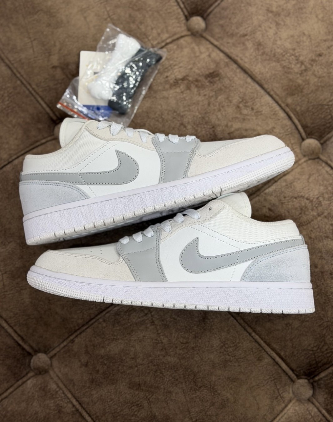 نایکی ایر جردن 1 بدون ساق پاریس || Nike Air Jordan 1 Low Paris (کد 130)