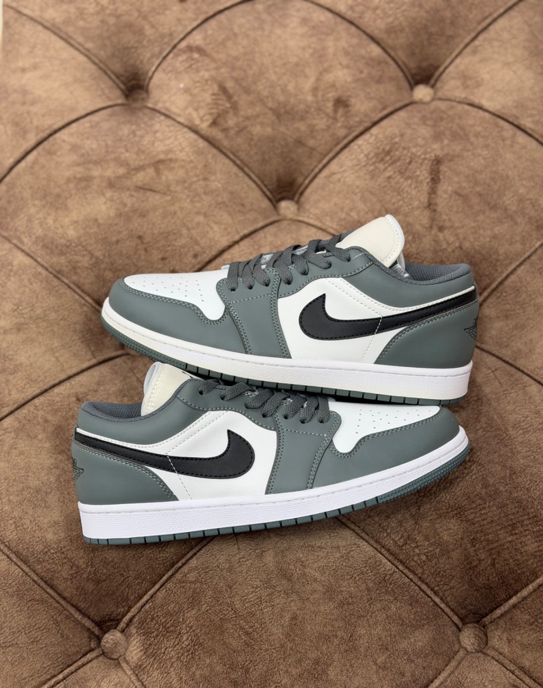 نایکی ایر جردن 1 بدون ساق طوسی‌ || Nike Air Jordan 1 Low Iron Gray (کد ۷۰۹)
