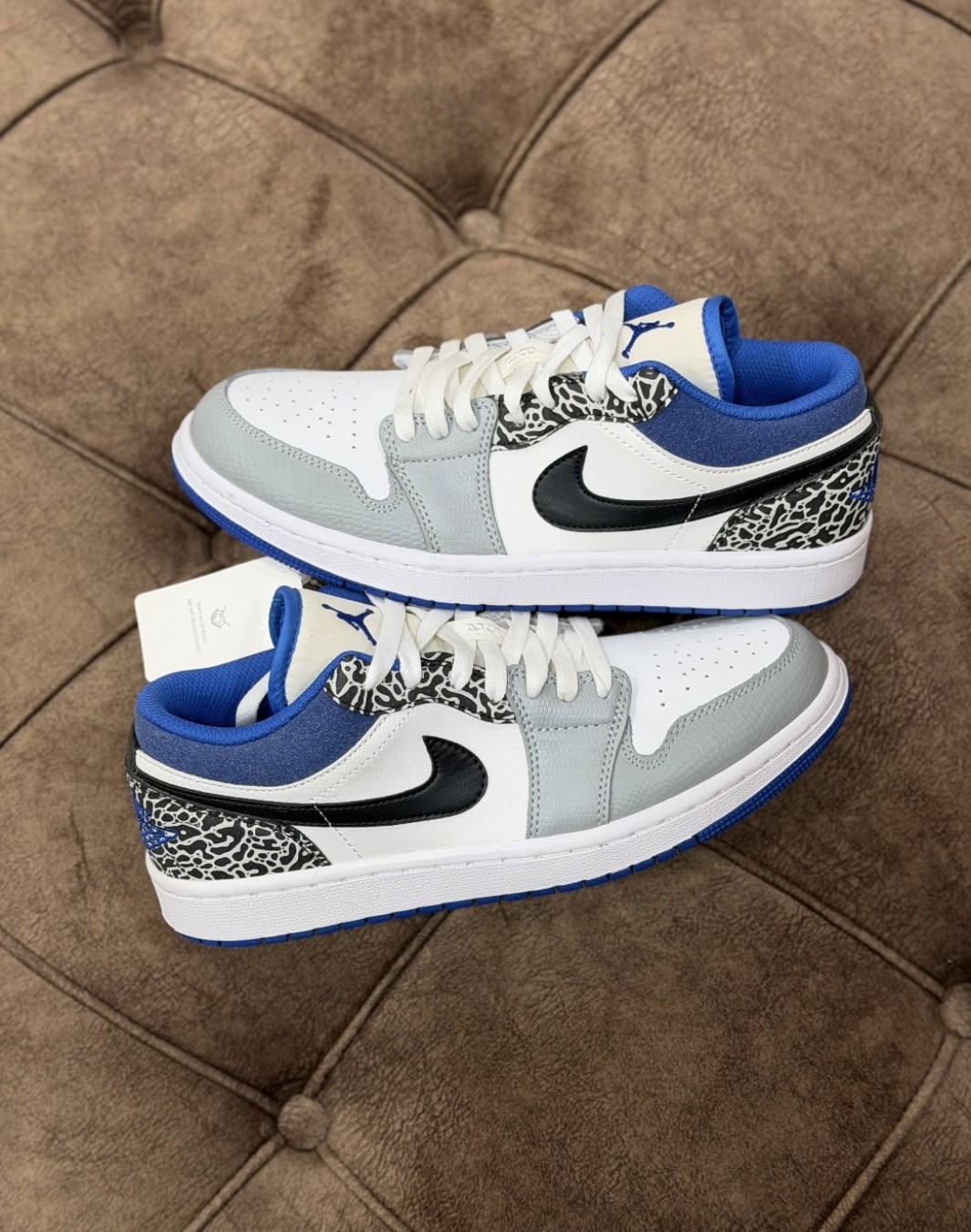 نایکی ایر جردن 1 بدون ساق الفنت بلو‌ || Nike Air Jordan 1 Low Elephant Blue (کد ۶۰۲)