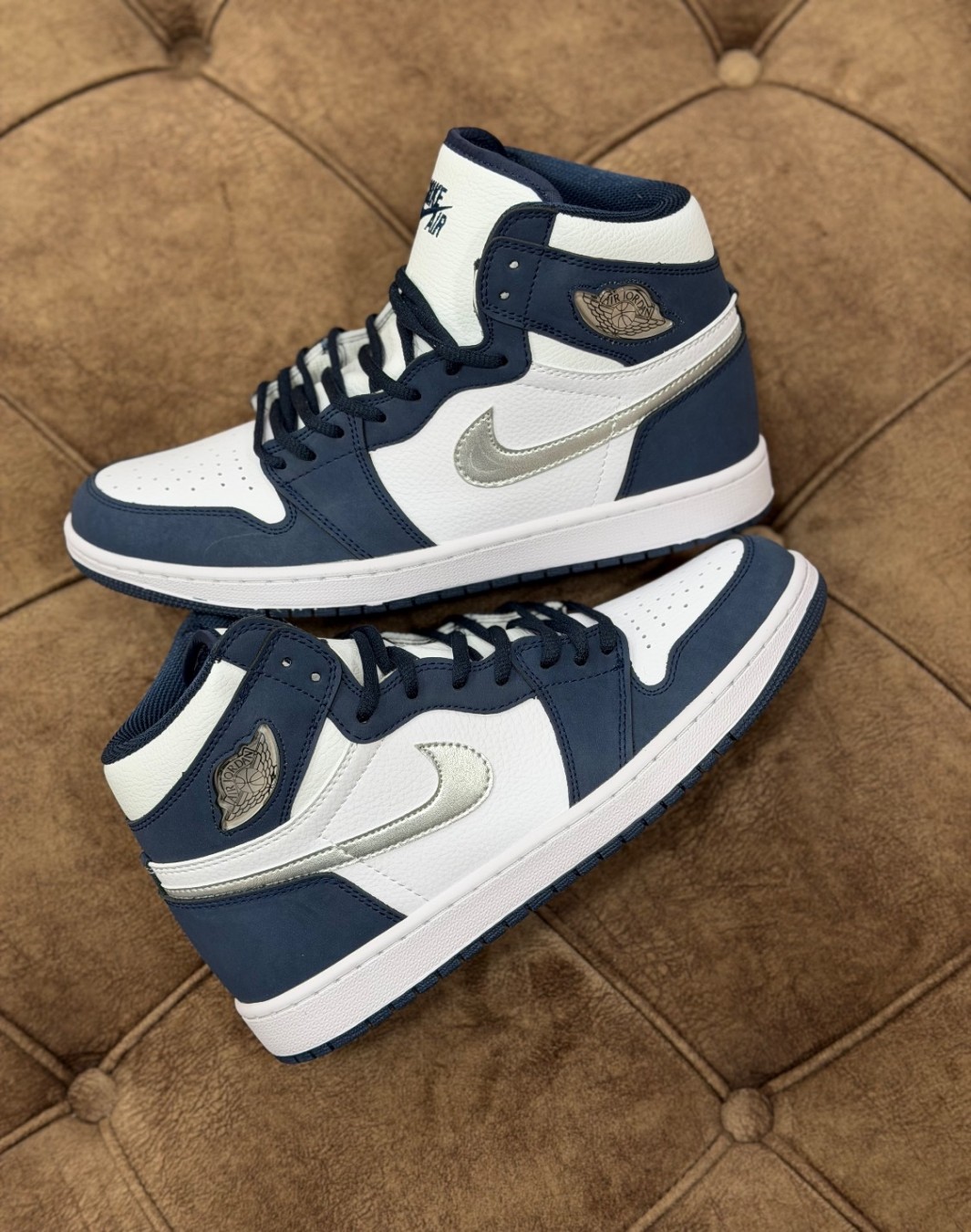 نایکی ایر جردن ۱ ساقدار میدنایت نیوی || Nike Air Jordan 1 High Midnight Navy (کد ۹۰۰)