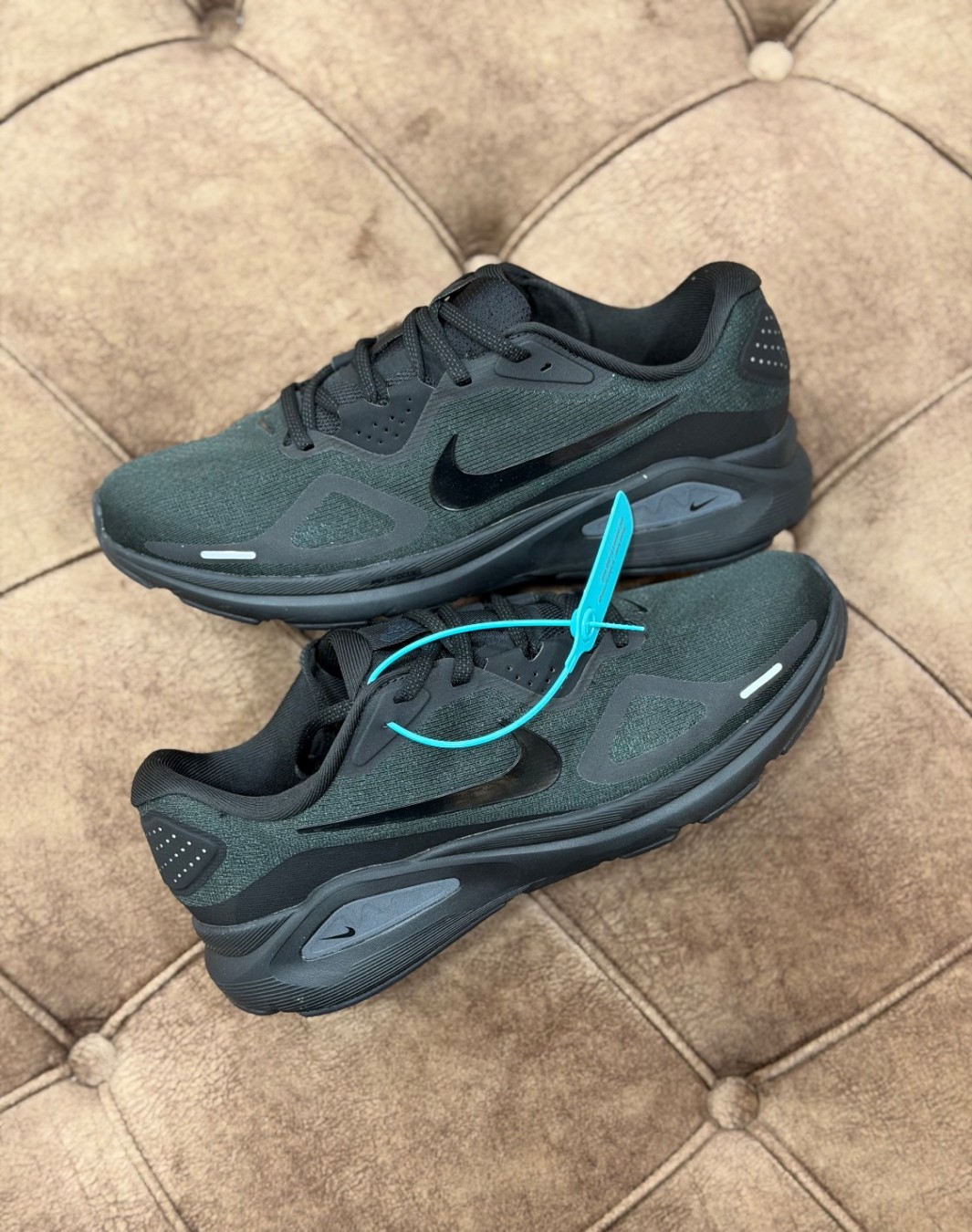 نایکی ری اکت مشکی || Nike React Black (کد ۹۰۵)