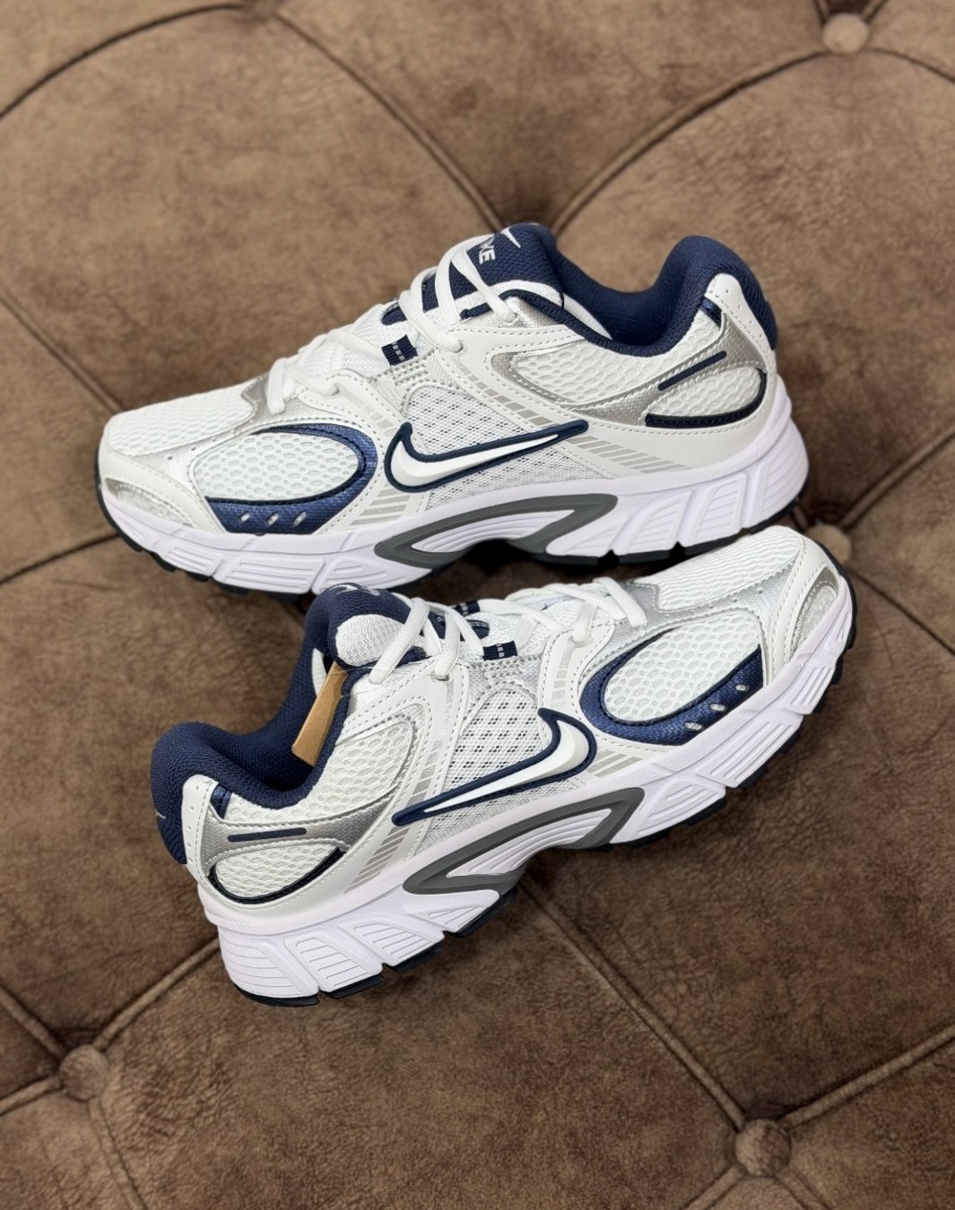 نایکی وی ۵ RNR سفید سرمه ای || Nike V5 RNR Silver Navy Metallic (کد ۸۵۱)