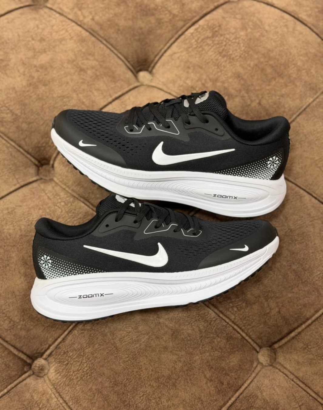 نایکی ایر زوم وومرو ۱۸ ایکس مشکی سفید || Nike Air Zoom Vomero 18X Black White (کد ۹۱۵)