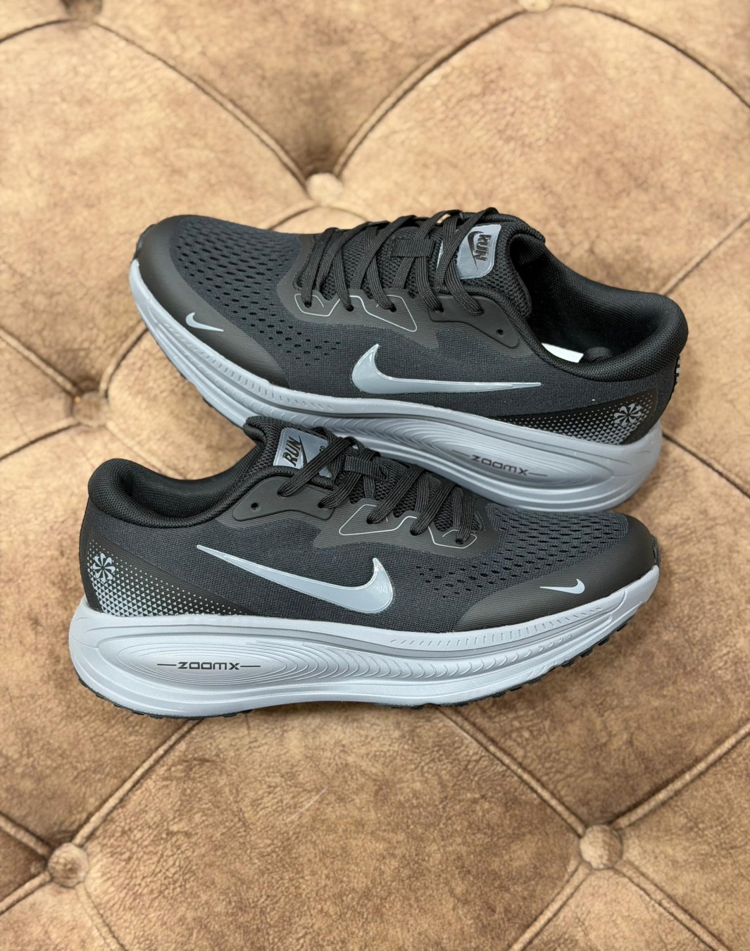 نایکی ایر زوم وومرو ۱۸ ایکس مشکی طوسی || Nike Air Zoom Vomero 18X Black Gray (کد ۹۱۴)