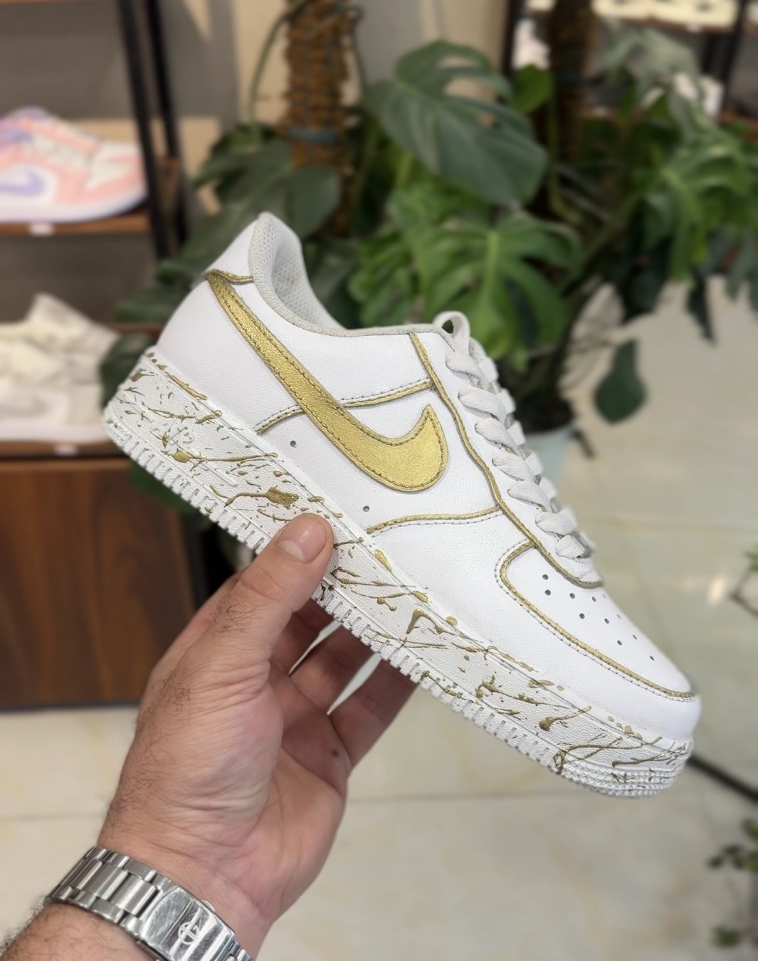 نایکی ایرفورس ۱ سفید طلایی || Nike Airforce 1 WG (کد ۲۹۵)