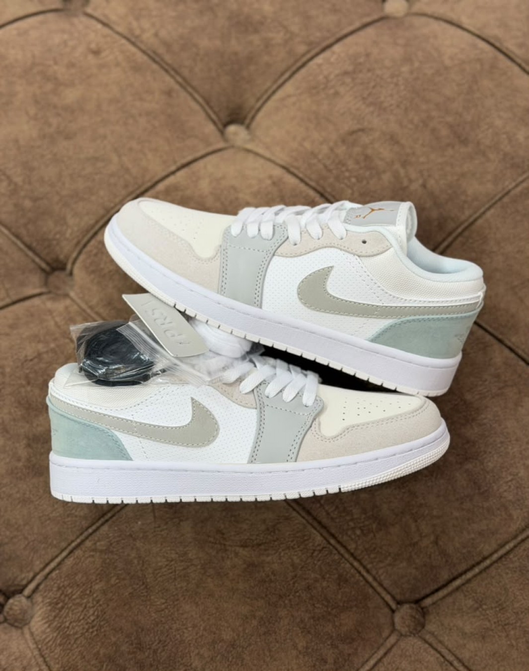 نایکی ایر جردن 1 بدون ساق پاریس || Nike Air Jordan 1 Low Paris (کد ۳۲۰)