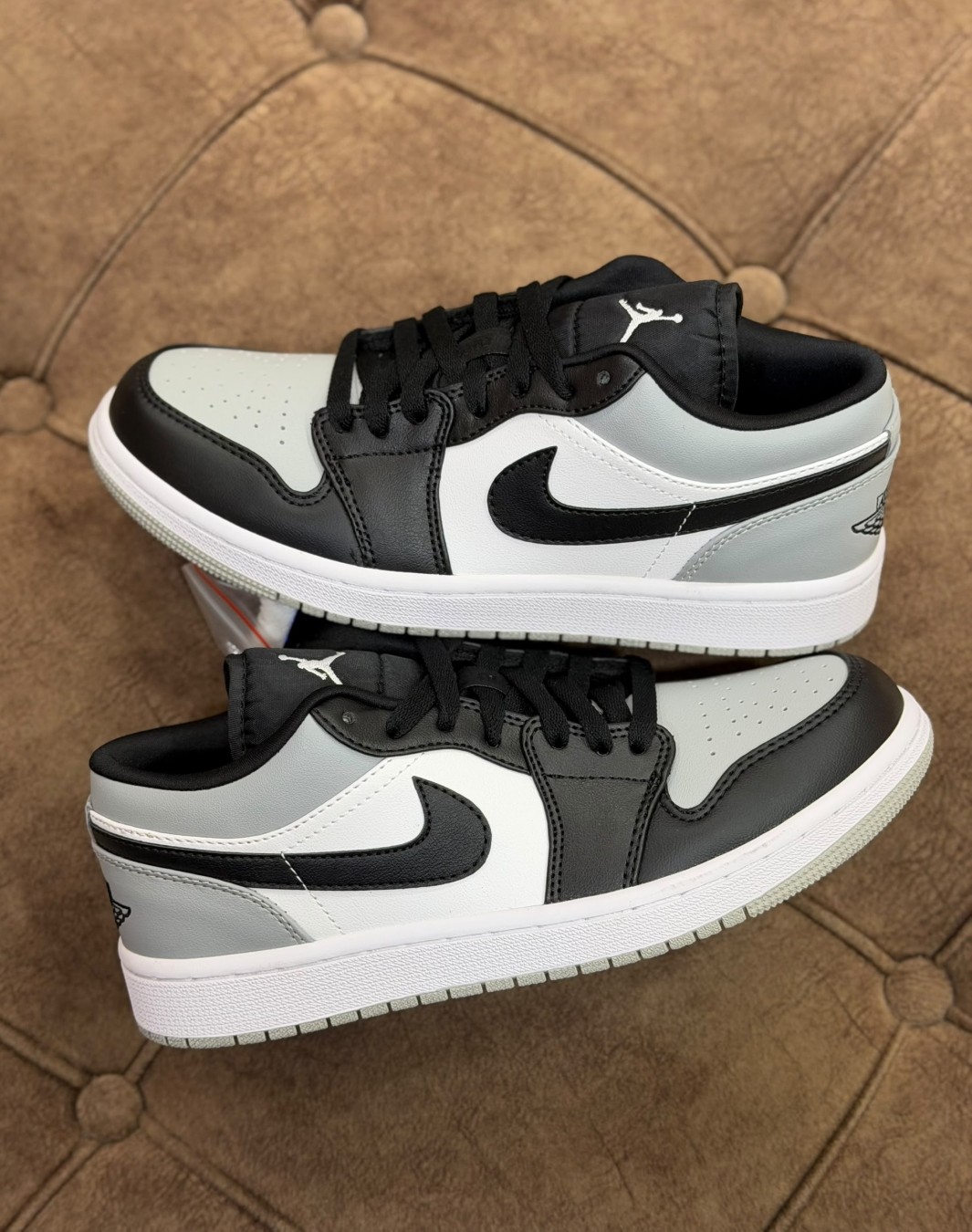 نایکی ایر جردن 1 بدون ساق شدو توو‌ || Nike Air Jordan 1 Low Shadow Toe (کد ۷۸۰)
