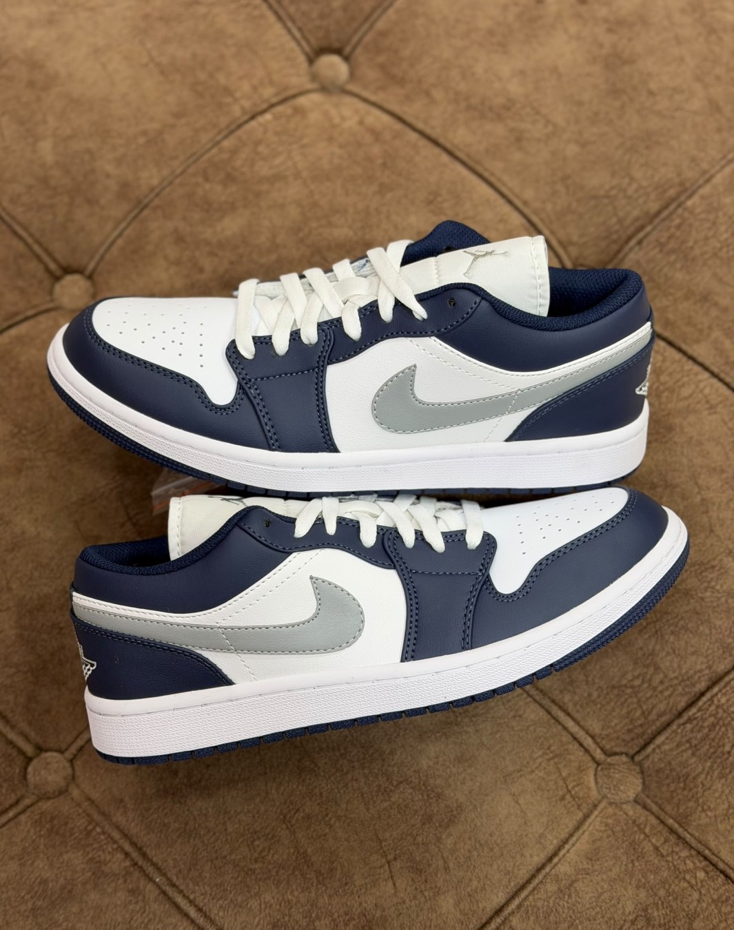 نایکی ایر جردن ۱ بدون ساق میدنایت نیوی || Nike Air Jordan 1 Low Midnight Navy (کد ۹۵۵)