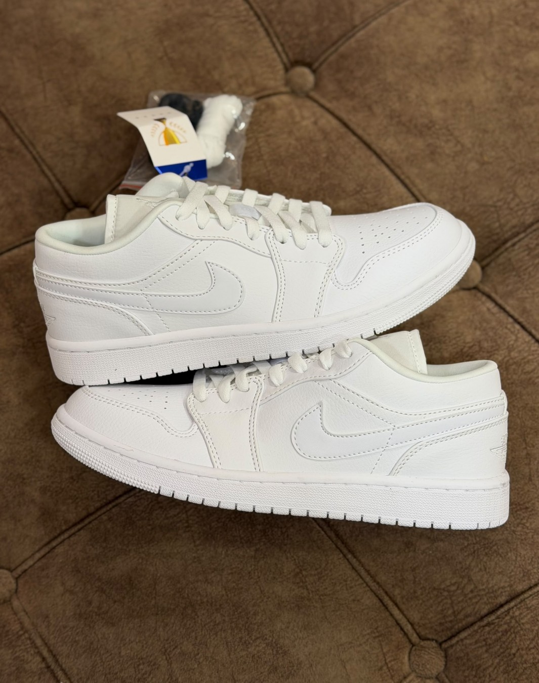 نایکی ایر جردن 1 بدون ساق سفید || Nike Air Jordan 1 Low Triple white (کد 128)