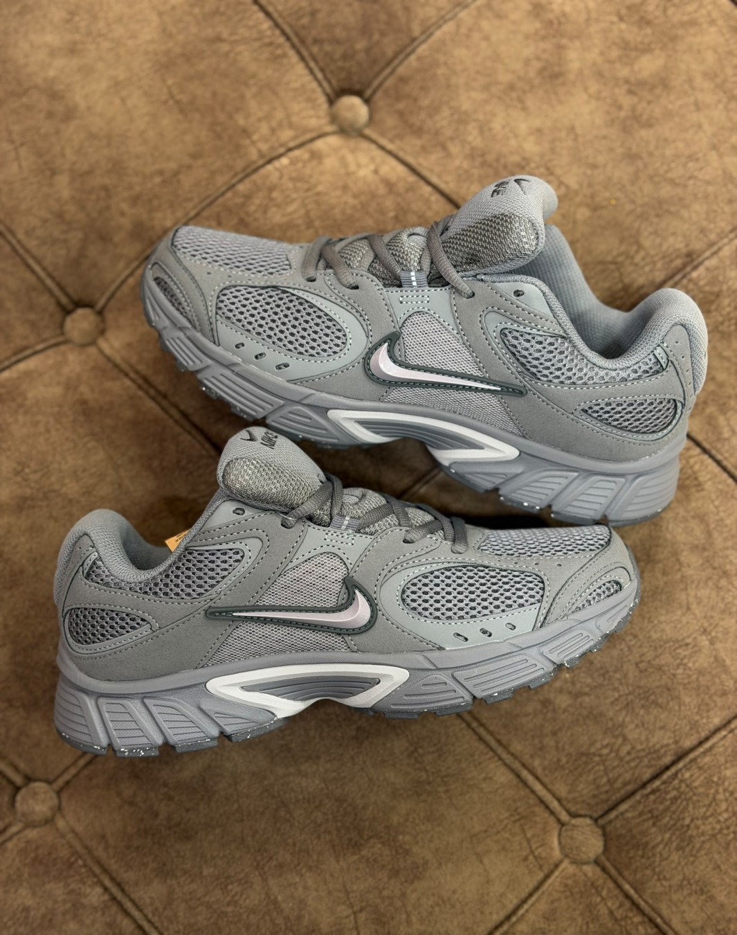 نایکی وی ۵ RNR طوسی تیره || Nike V5 RNR Pencil Point Atmosphere Grey (کد ۹۵۸)