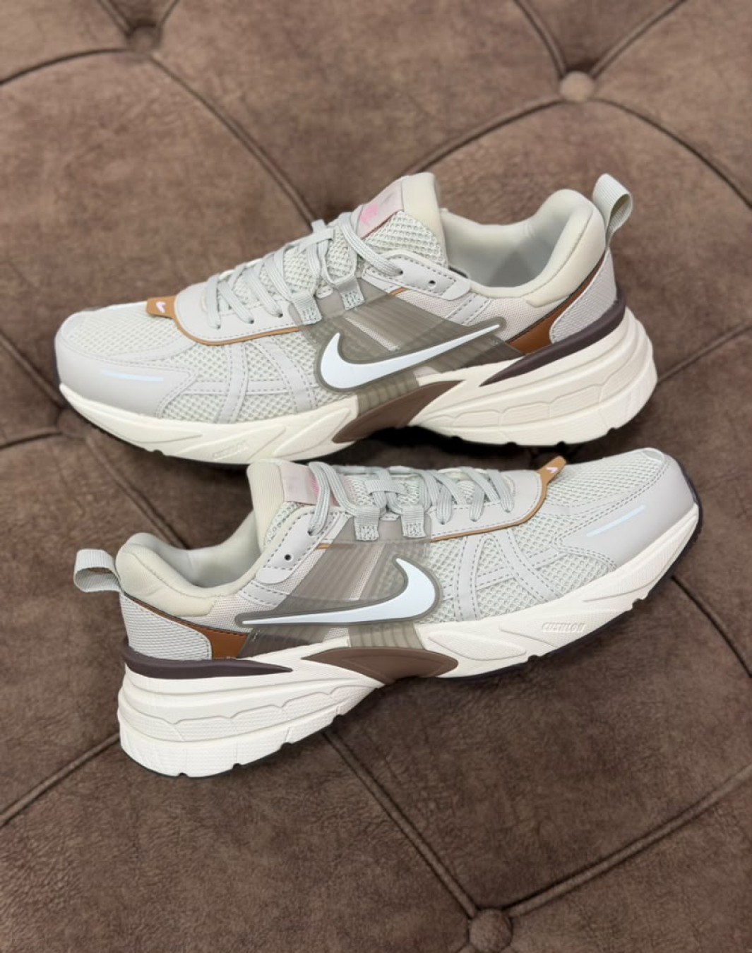 نایکی وی ۲ کی ران نسکافه ای || Nike V2K Run Mocha (کد 507)