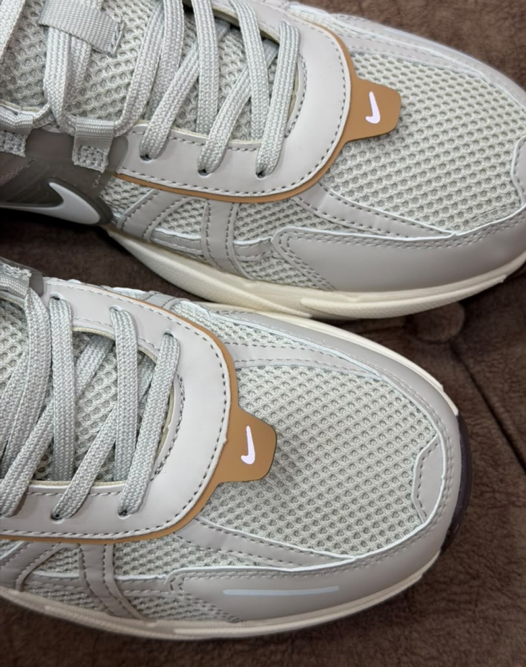 نایکی وی ۲ کی ران نسکافه ای