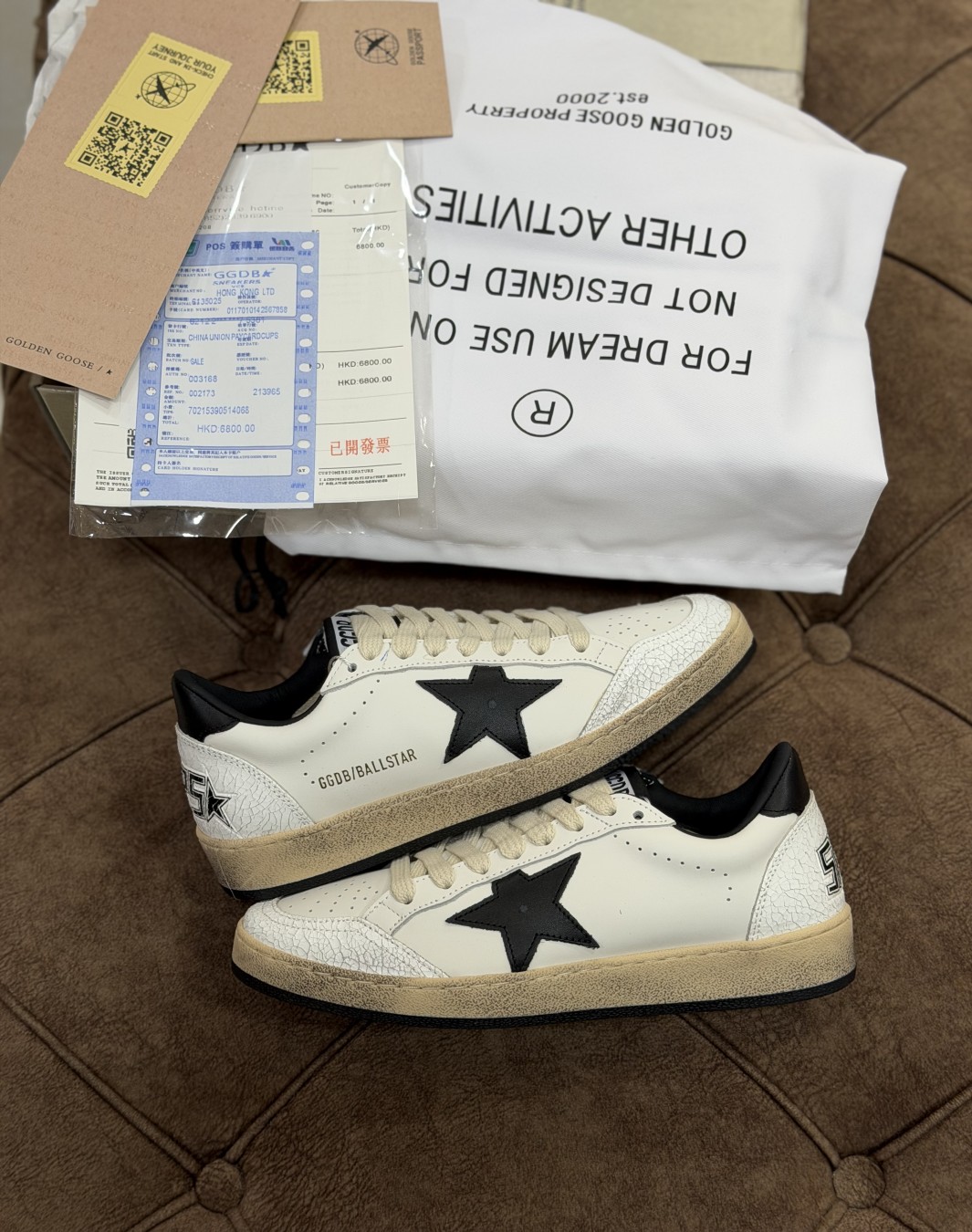 گلدن گوس بال استار سفید مشکی || Golden Goose BallStar White Black (کد ۱۰۲۱)