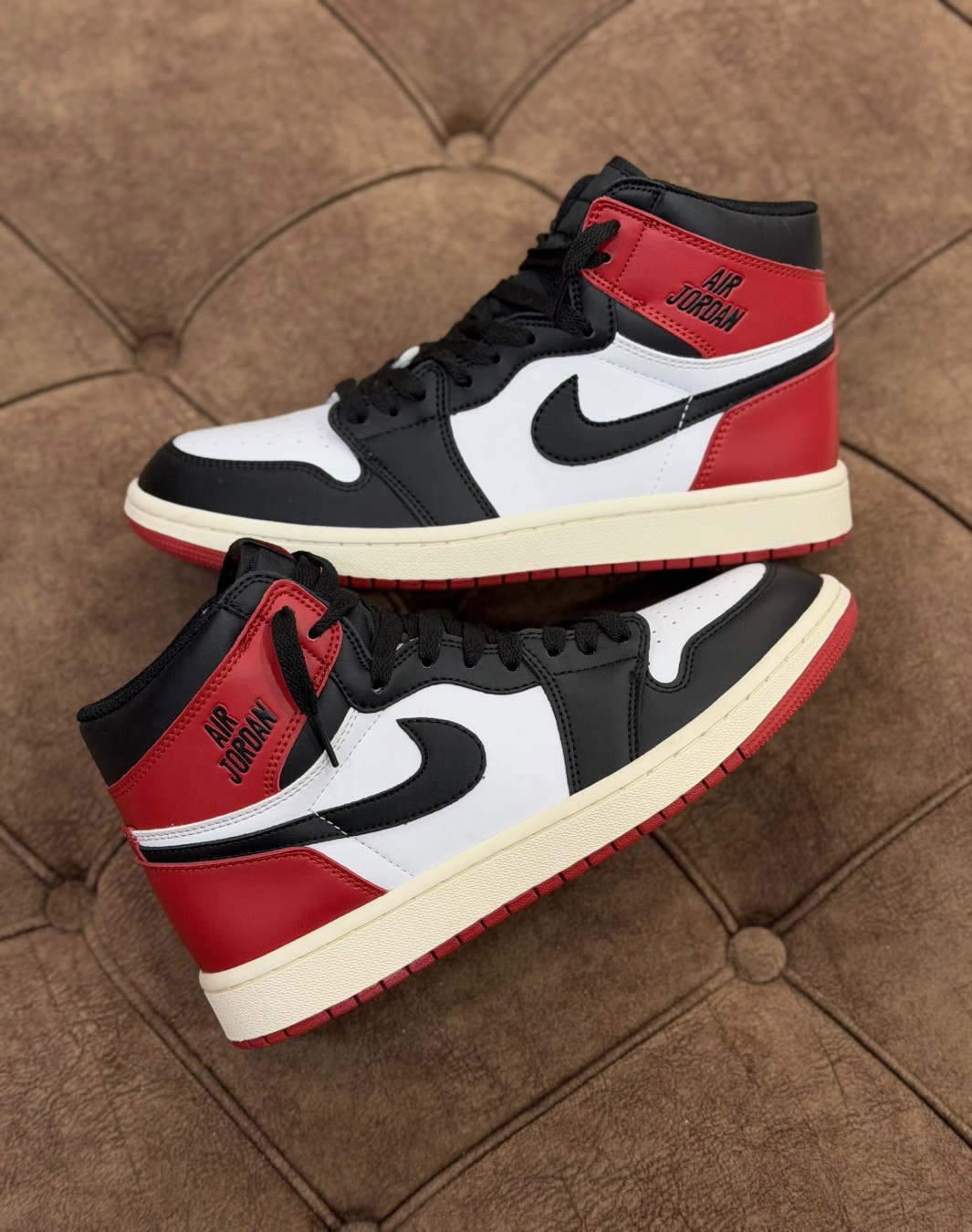 نایکی ایر جردن ۱ ساقدار بلک توو ری ایمجیند || Nike Air Jordan 1 Retro High OG Black Toe Reimagined (کد ۹۳۹)