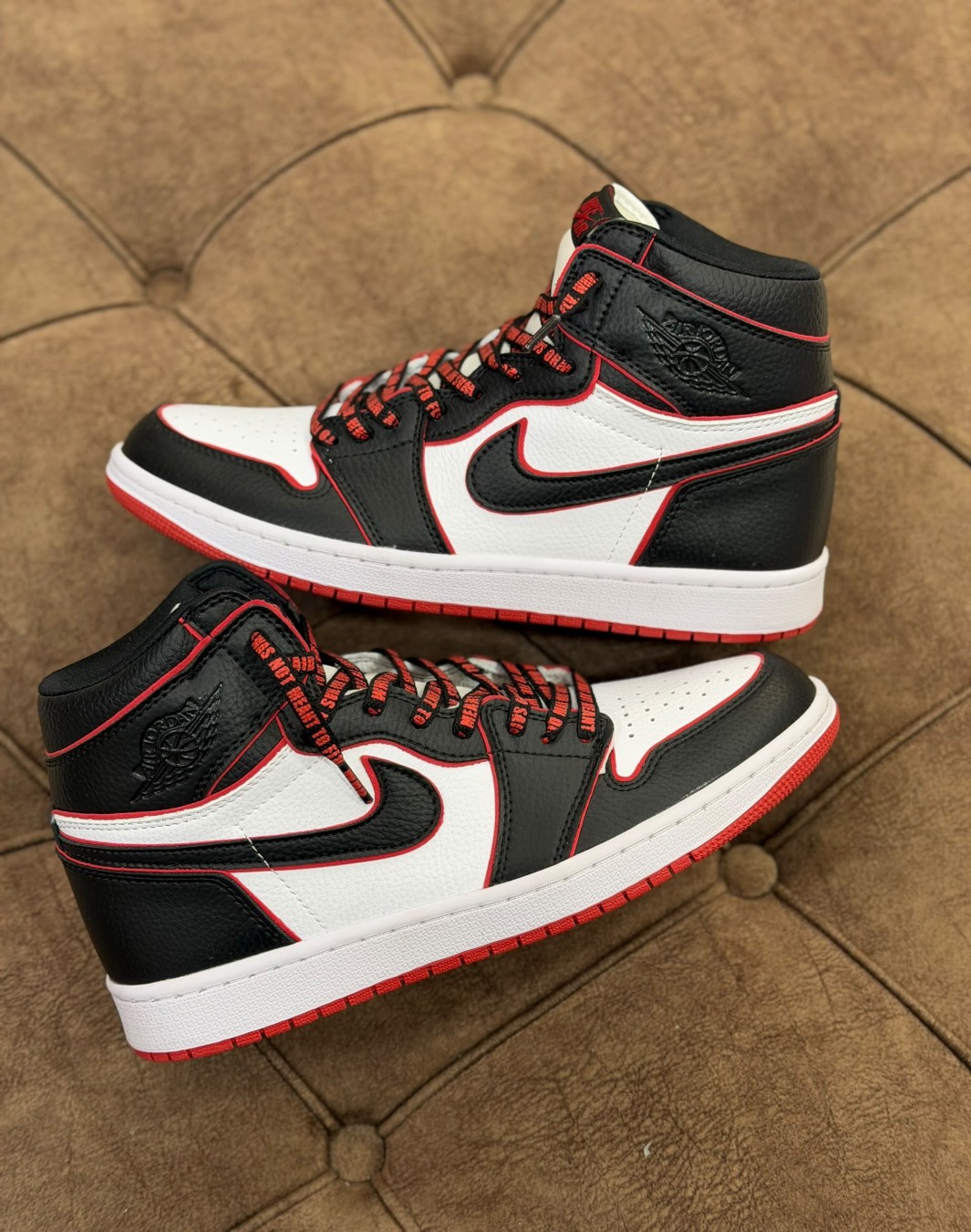 نایکی ایر جردن ۱ ساقدار بلاد لاین || Nike Air Jordan 1 Retro High BloodLine (کد ۹۳۸)