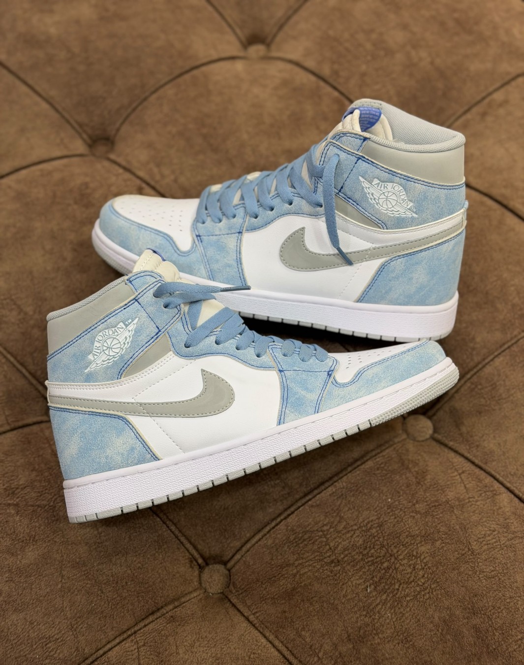 نایکی ایر جردن ۱ ساقدار هایپر رویال || Nike Air Jordan 1 High OG Hyper Royal (کد ۴۱۱)