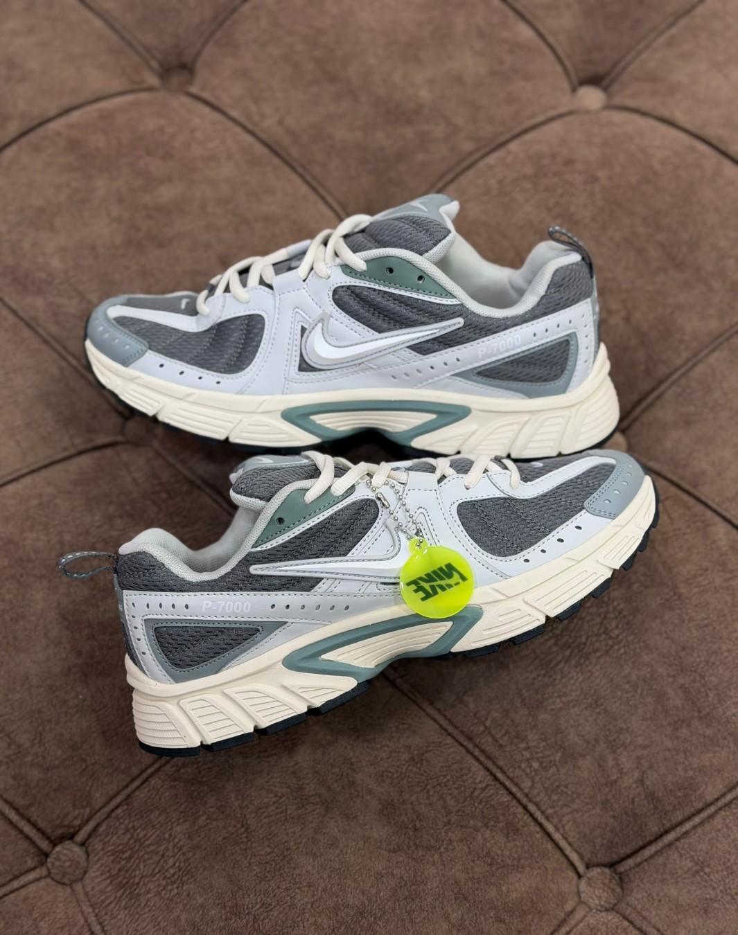 نایکی پی ۷۰۰۰ طوسی || Nike P-7000 Gray (کد ۱۰۳۴)