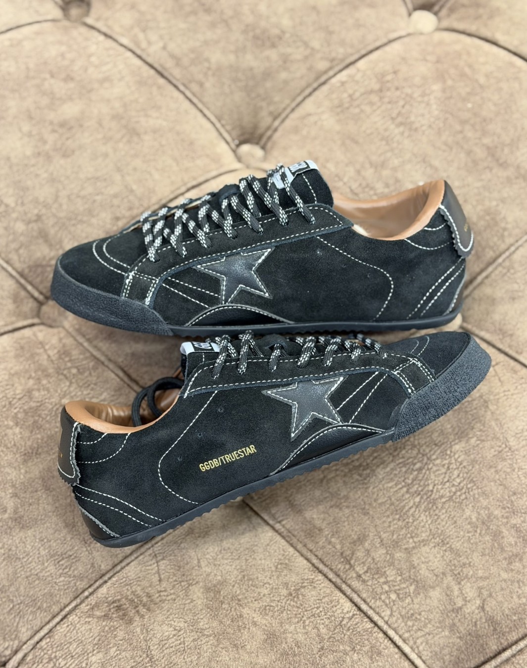 گلدن گوس ترو استار مشکی جیر || Golden Goose TrueStar Black Suede (کد ۱۰۳۶)
